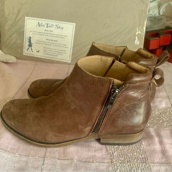 COPY - Franco Sarto Ankle booties - Picture 2 of 4